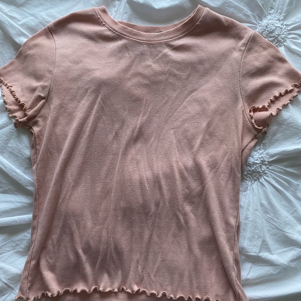 Lettuce edge tee